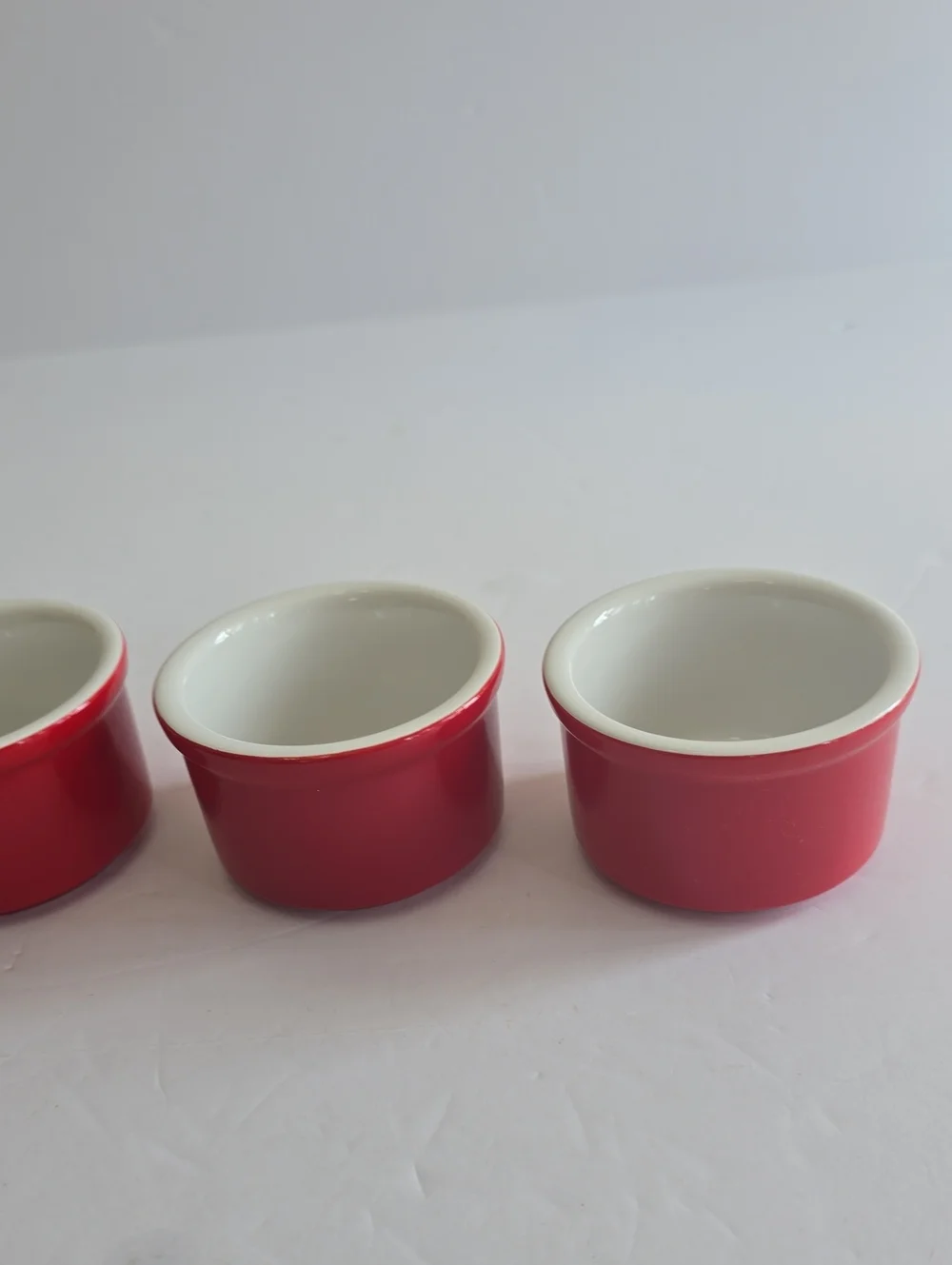 Cuisinart Set Of 4 Red Ramekins Mini Dish Bowls Stoneware 5.0 Fl Oz